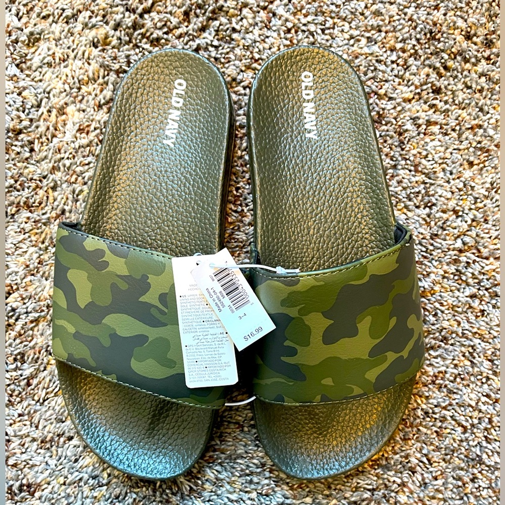 Old Navy Camo Slide Sandals